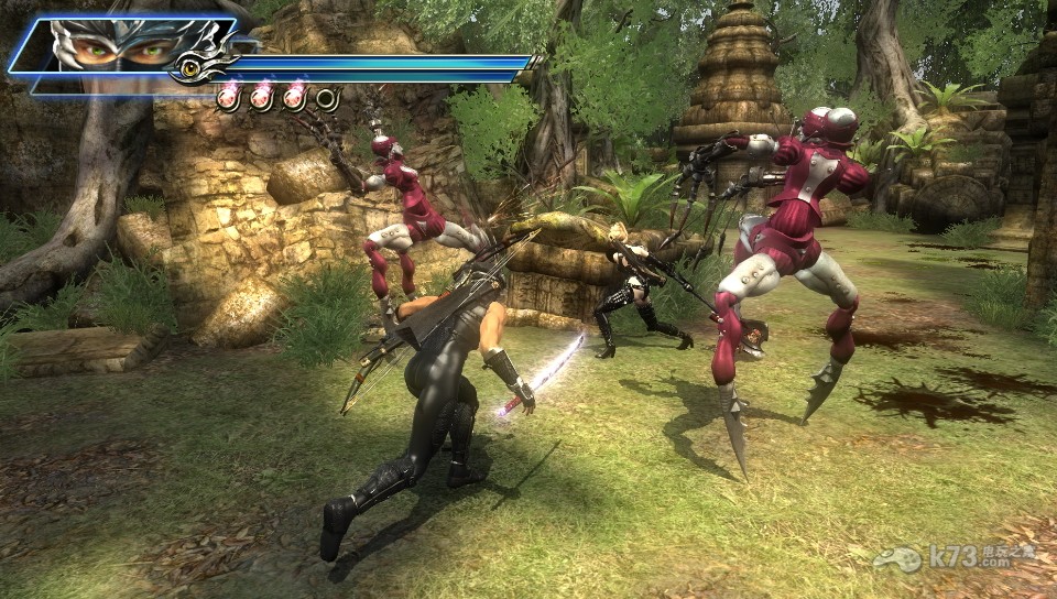 公布了一组预定于2013年第一季度登录psv平台的动作游戏《忍者龙剑传
