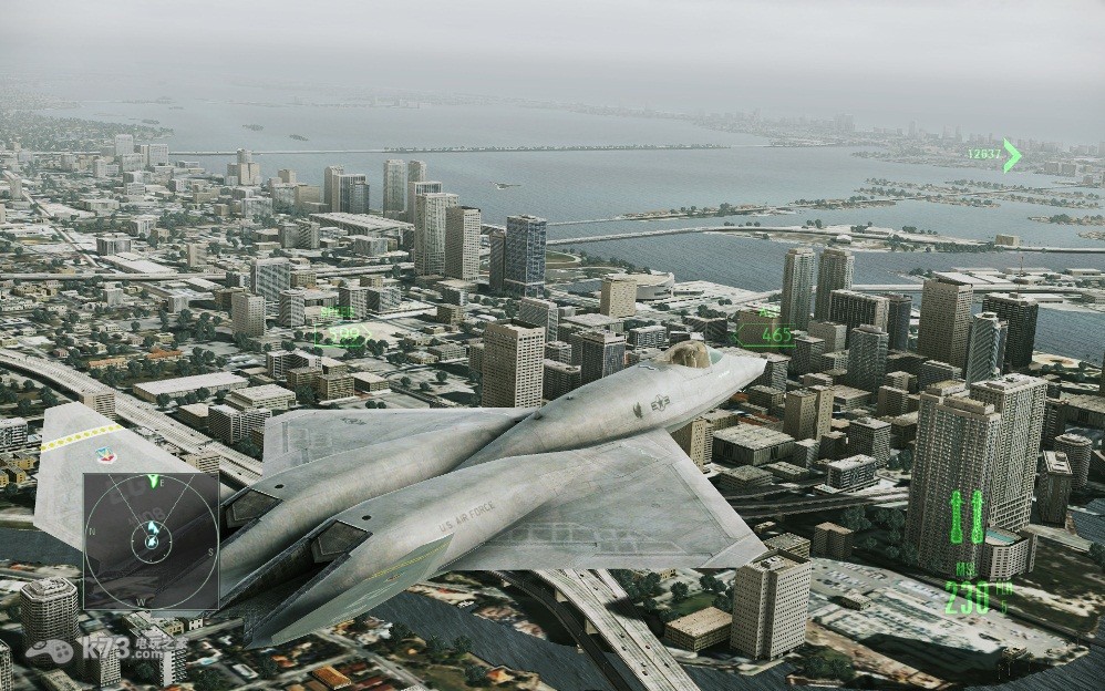 皇牌空战7突击地平线增强版战斗实机截图