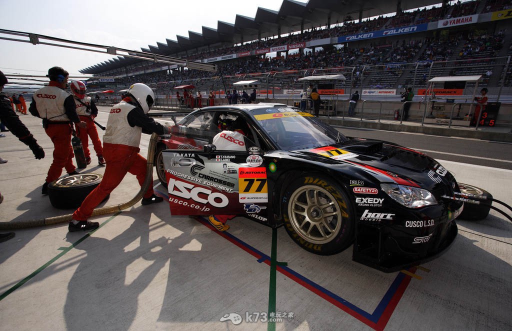 GT赛车6 千钧一发 奖杯获得方法 _k73电玩之家