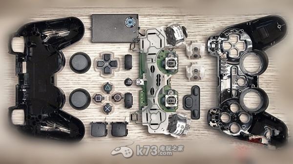 索尼PS4 手柄拆分解析 _k73电玩之家